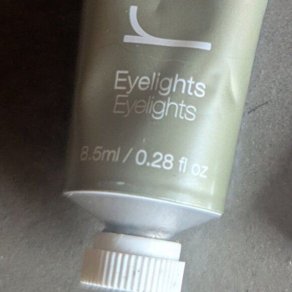 RMS Beauty Eyelights Cream Eyeshadow | ECLIPSE: a mossy silver - Picture 11 of 12